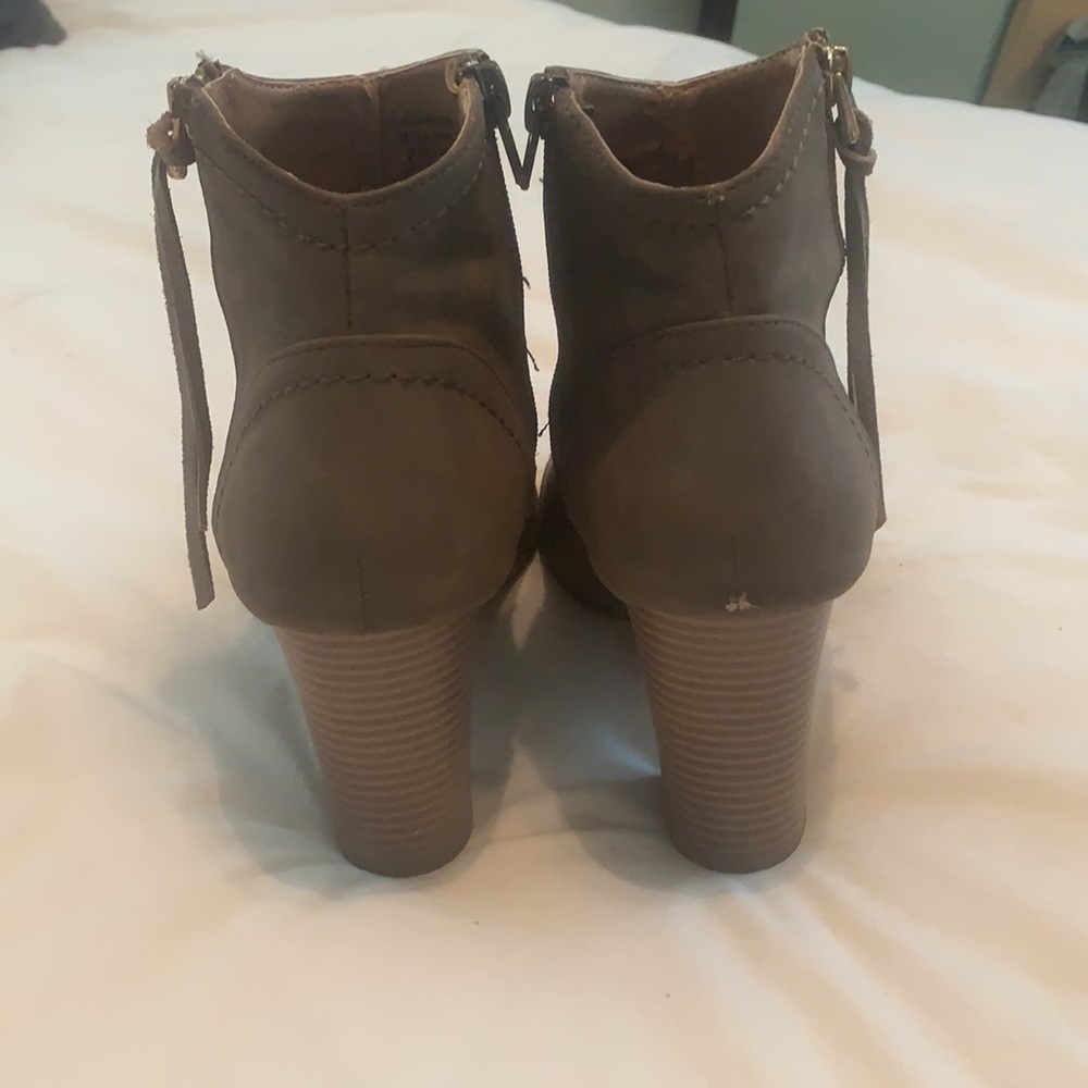 Xoxo peep toe booties - Picture 4 of 8